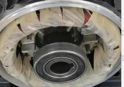 বাণিজ্যিক ক্লিন মেশিনের জন্য এআর ইন্টারপাম্প সহ 7KW হোল শ্যাফ্ট মোটর 3