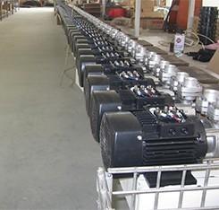 5.5KW 4HP থ্রি-ফেজ ইলেকট্রিক ইন্ডাকশন মোটর পুরুষ শ্যাফ্ট 380V এসি ভোল্টেজ 50Hz ওয়াটারপ্রুফ 5KW নামমাত্র শক্তি পরিষ্কারের মেশিনের জন্য 12