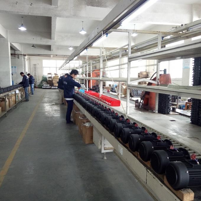 5.5KW 4HP থ্রি-ফেজ ইলেকট্রিক ইন্ডাকশন মোটর পুরুষ শ্যাফ্ট 380V এসি ভোল্টেজ 50Hz ওয়াটারপ্রুফ 5KW নামমাত্র শক্তি পরিষ্কারের মেশিনের জন্য 11